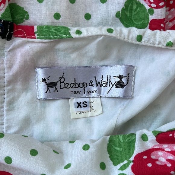 Vintage BeeBop & Wally Strapless Pleated Strawberry Print Dress Size XS - Picture 5 of 13